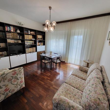 Appartamento Ampio E Luminoso Camaiore Esterno foto